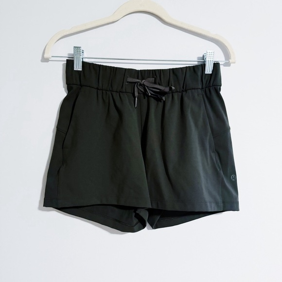 Lululemon - Dark Green On The Fly Shorts - Picture 1 of 3